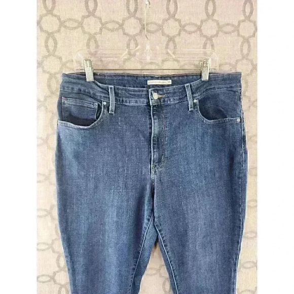 Levi's 721 High Rise Skinny Ankle Medium wash Women's Jeans - 1028A/2 - Picture 3 of 10